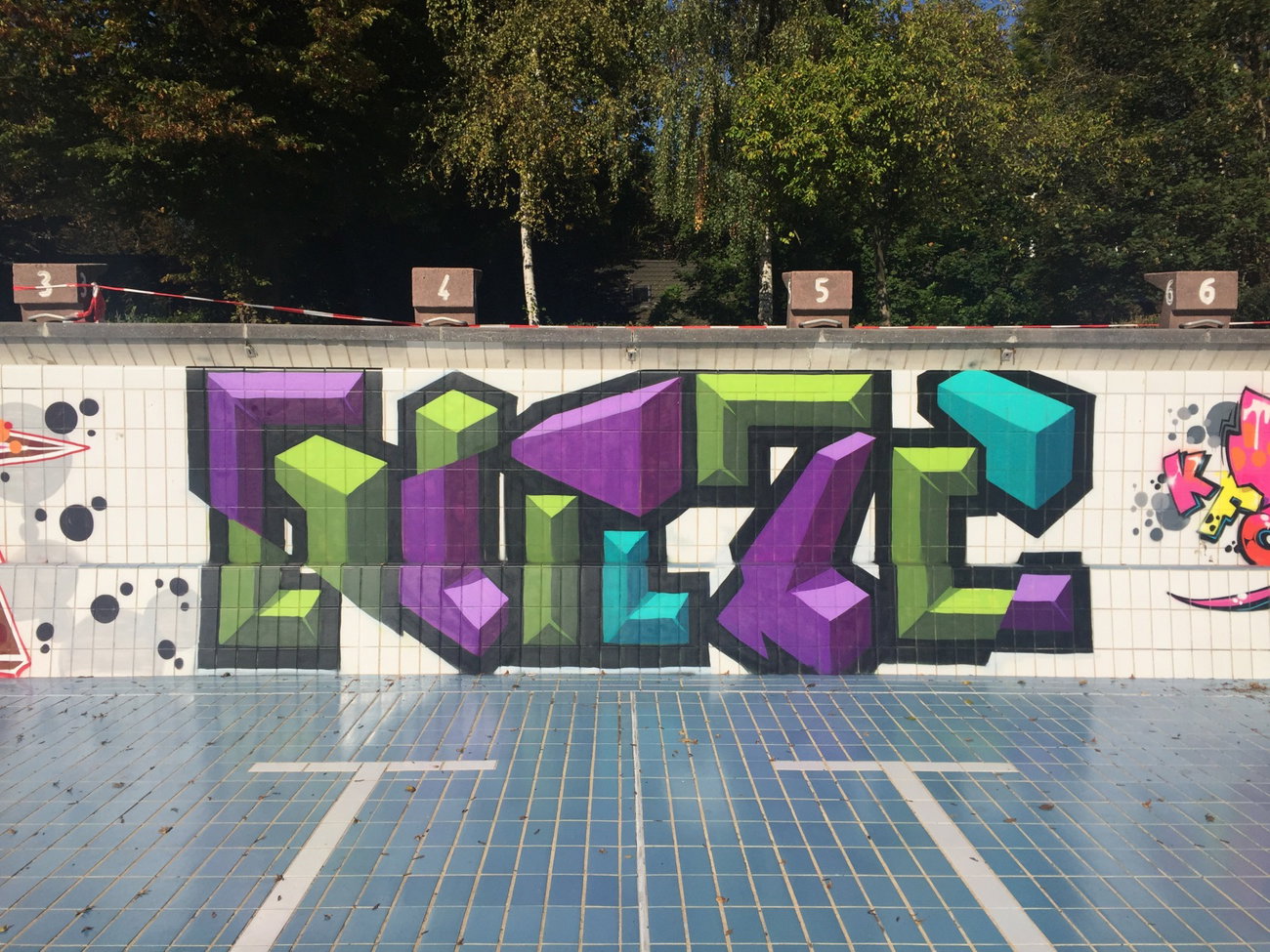 Graffiti Wall in Hamburg - Photo by Glaze - glaze (2015)