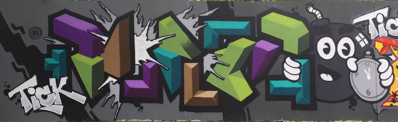 Graffiti Wall in Dresden - Photo by Glaze - glaze, urbansyndromes, dresden (2016)