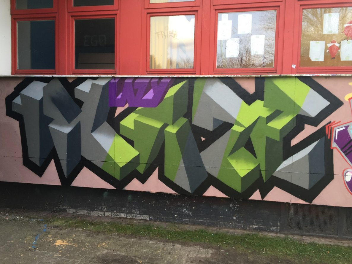 Graffiti Wall in Hamburg - Photo by Glaze - glaze (2015)