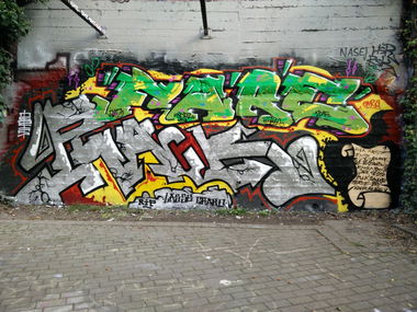 Graffiti Wall in HAMBURG - Photo by Glockspot - SRF, PMZ, Phack (2015)