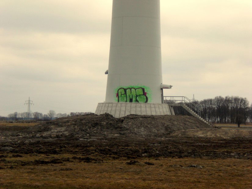 Graffiti Bombing in Bremerhaven - Photo by Goal1312 - cms, bremerhaven (2013)