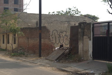 Graffiti Wall in Gandhinagar - Photo by GoldenBrownS - GBS;, AR;, AR´S (2014)