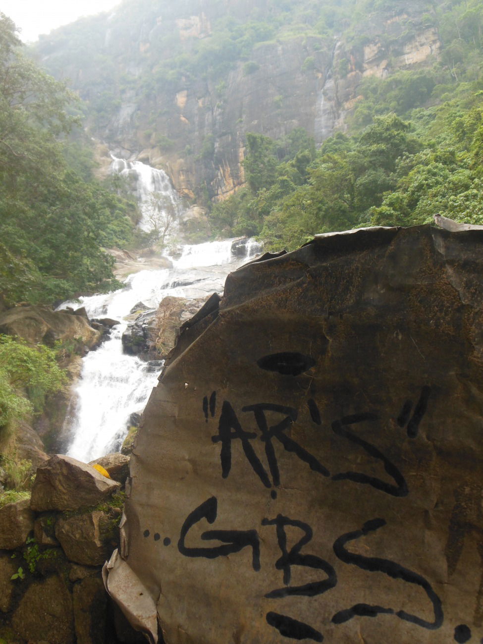 Graffiti Artwork in Teluk intan - Photo by GoldenBrownS - GBS, Street, Malaysia (2013)