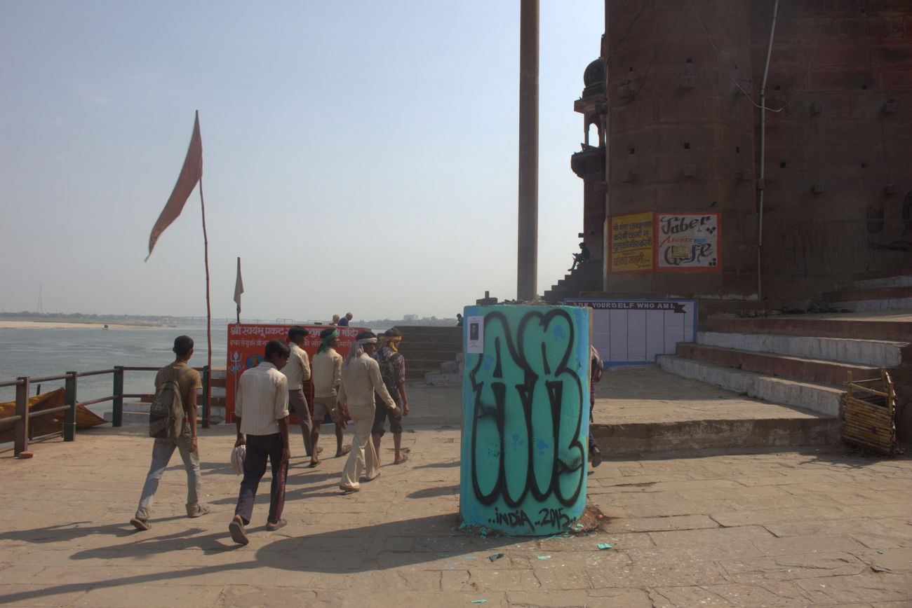 Graffiti Wall in Indien - Photo by GoldenBrownS - GBS, AR, AR´S (2014)