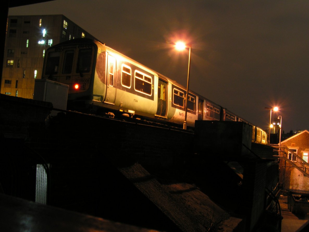 Graffiti Artwork in London - Photo by Goodfellaz (2013)