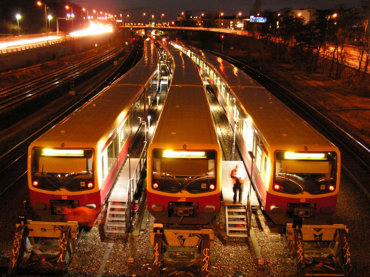 Graffiti Artwork in Berlin - Photo by Goodfellaz (2006)