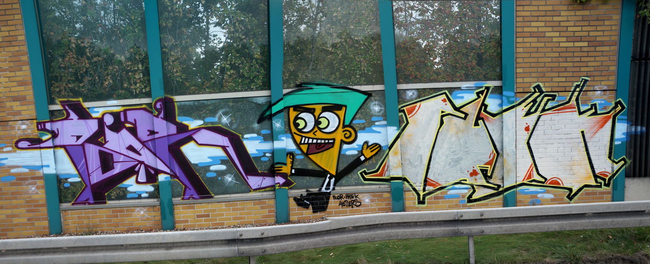 Graffiti Wall - Photo by Goodfellaz - Pcor, Phek