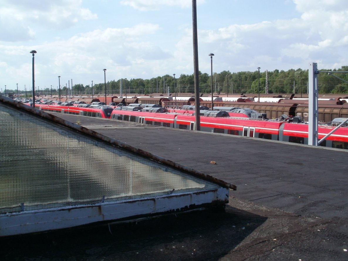 Graffiti Artwork in Berlin - Photo by Goodfellaz (2011)