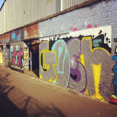 Graffiti Wall in United Kingdom - Photo by Gosh - FTB
