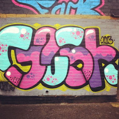 Graffiti Wall in United Kingdom - Photo by Gosh - FTB