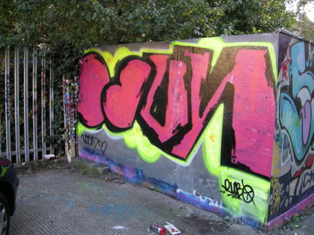 Graffiti Wall - Photo by Gosh - Backwards