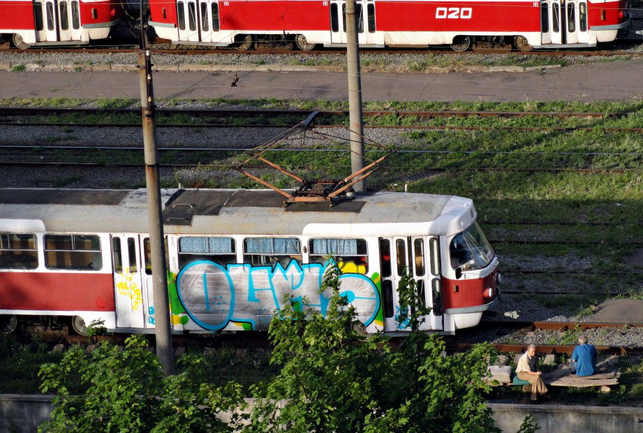Graffiti Train in Ukraine - Photo by Graf - Ours (2012)