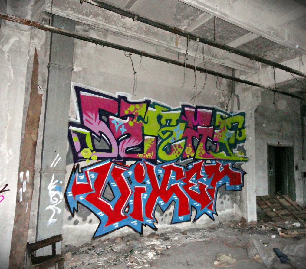 Graffiti Wall - Photo by Graf - GRAF_VEEK (2013)