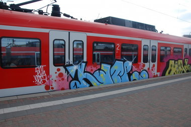Graffiti Train - Photo by GraffFreak (2013)