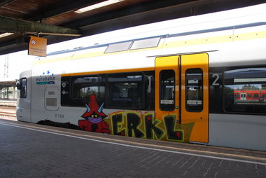 Graffiti Train - Photo by GraffFreak (2013)