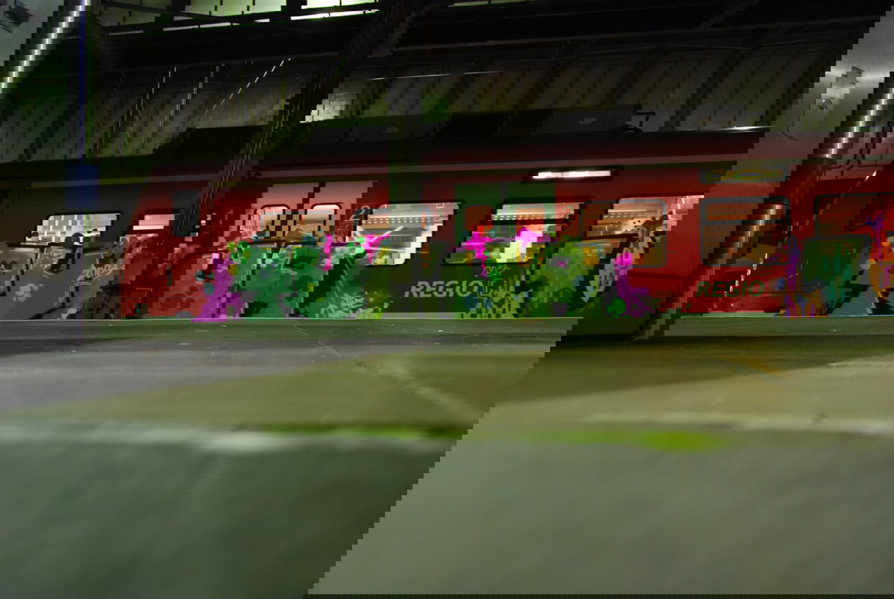 Graffiti Train - Photo by GraffFreak (2013)