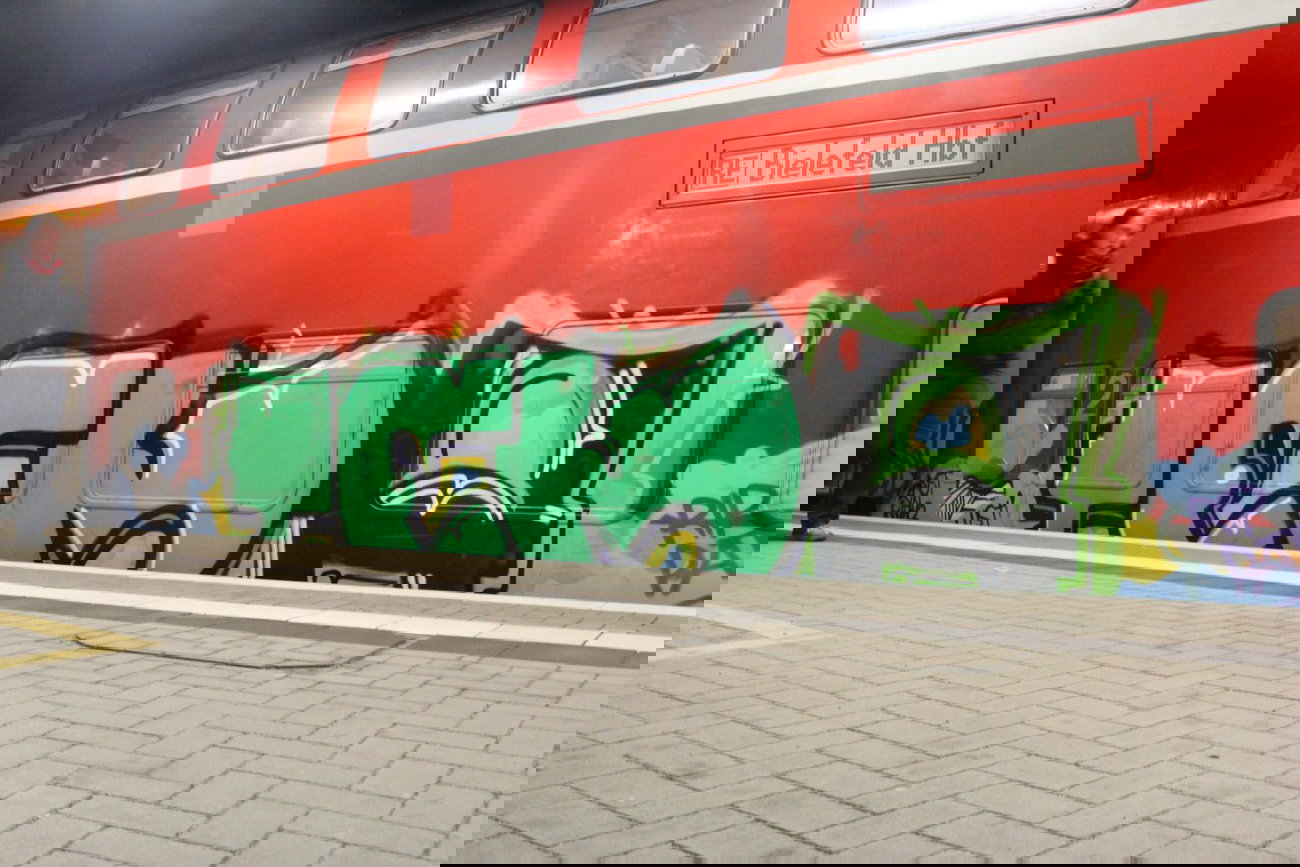 Graffiti Train - Photo by GraffFreak (2013)