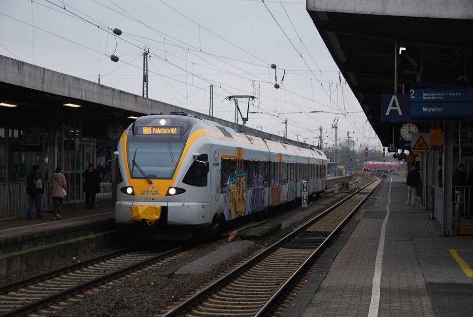 Graffiti Train - Photo by GraffFreak (2013)