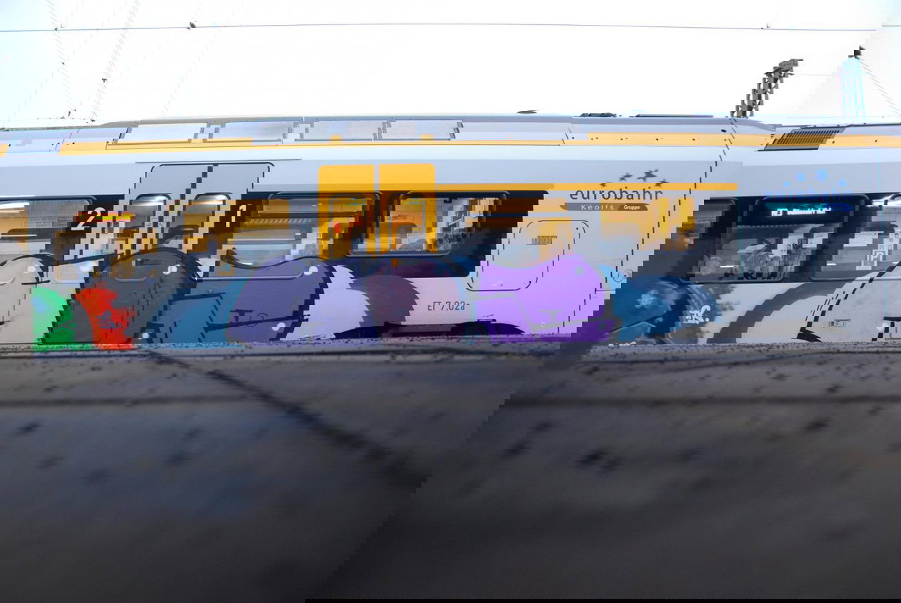 Graffiti Train - Photo by GraffFreak - HEZ (2013)