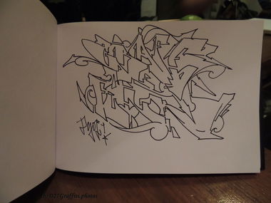 Graffiti Sketch - Photo by GraffFunk - graff.funk, Dejoe (2013)