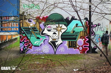 Graffiti Wall - Photo by GraffFunk - Golden, Green, graff.funk
