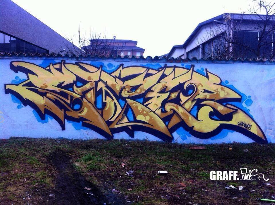 Graffiti Wall - Photo by GraffFunk - Super