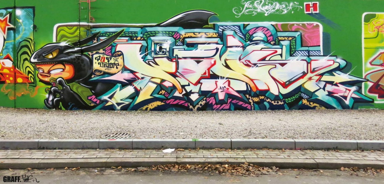 Graffiti Wall - Photo by GraffFunk - wany