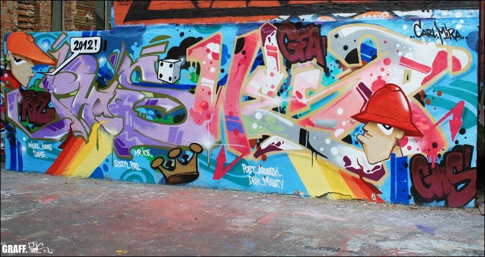 Graffiti Wall - Photo by GraffFunk - berlin, kevinschulzbus, phos