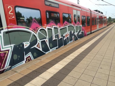 Graffiti Wall - Photo by GraffSoest - Rillerz