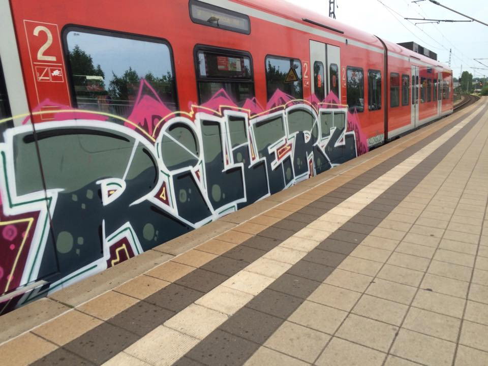 Graffiti Wall - Photo by GraffSoest - Rillerz