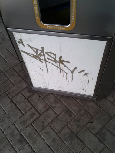 Graffiti Artwork - Photo by GraffSoest - Task (2013)