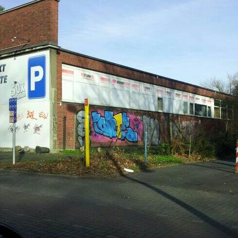 Graffiti Wall - Photo by GraffSoest - PORTS
