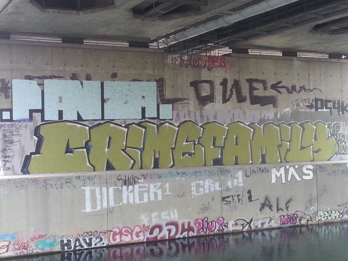 Graffiti Wall - Photo by GraffSoest - crimefamily