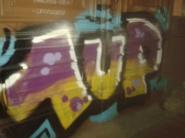 Graffiti Bombing - Photo by GraffSoest - 1UP