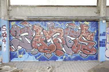Graffiti Wall - Photo by GraffSoest - Bares