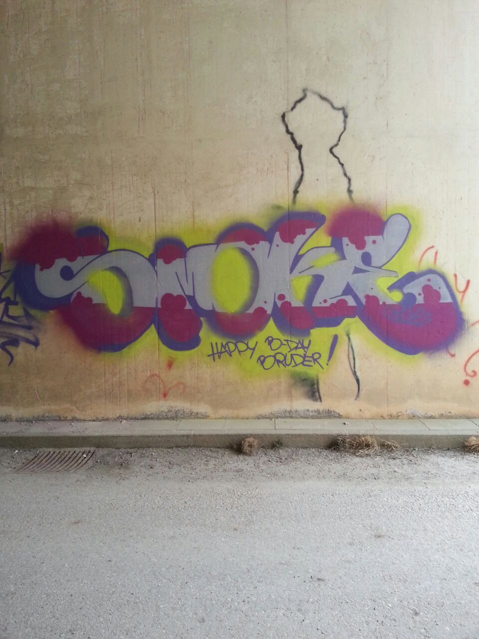 Graffiti Wall - Photo by GraffSoest - Smoke