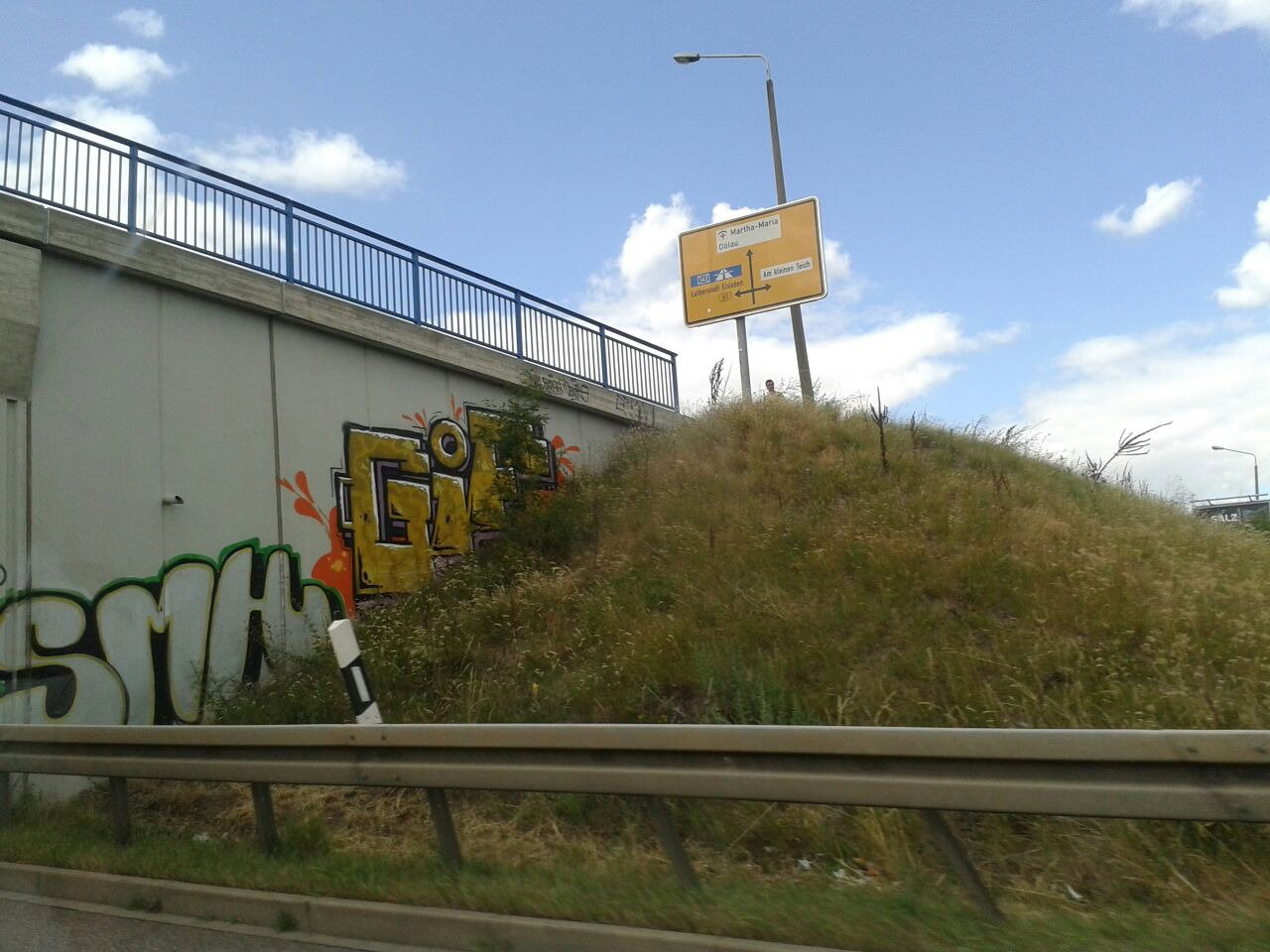 Graffiti Wall - Photo by GraffSoest - smk, gif