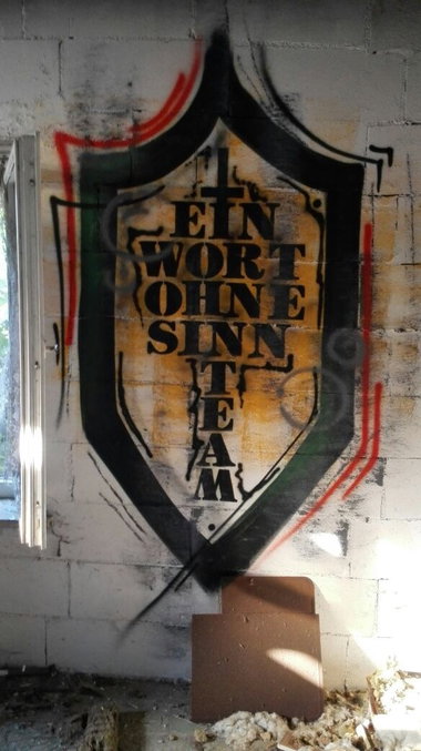 Graffiti Wall - Photo by GraffSoest - EWOS, TEAM