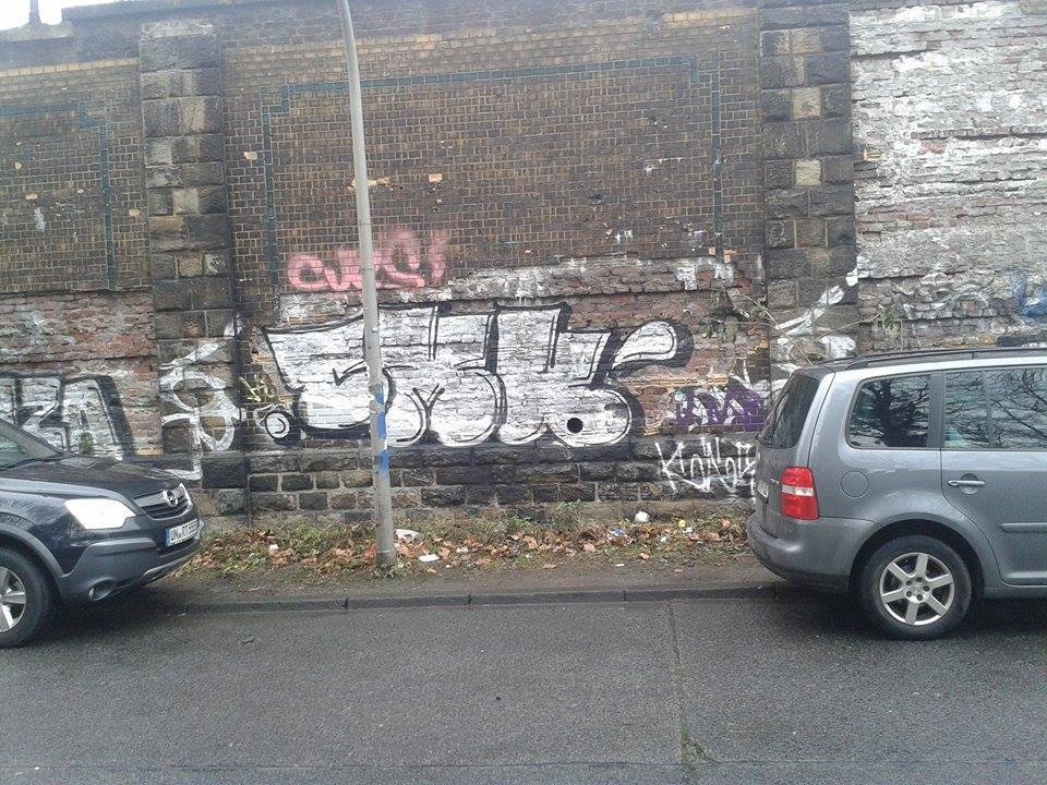 Graffiti Bombing in Dortmund - Photo by GraffSoest