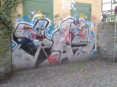 Graffiti Bombing - Photo by GraffSoest - RA'S, RA, RadioActive