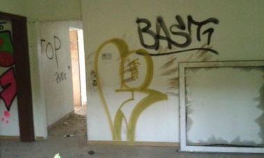 Graffiti Bombing - Photo by GraffSoest