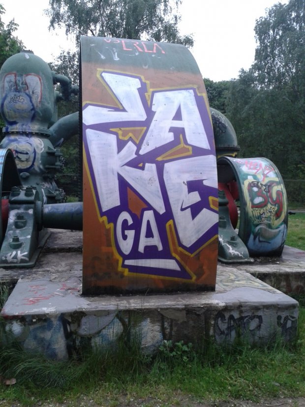 Graffiti Wall in Berlin - Photo by GraffSoest - JAKE, GA
