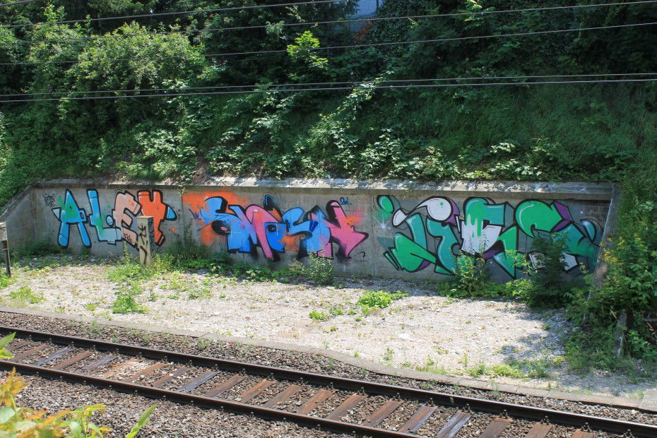 Graffiti Wall in basel - Photo by GraffitiBS - ALEY, JERS, SMASH137