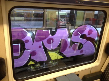 Graffiti Train - Photo by GraffitiBS - qms
