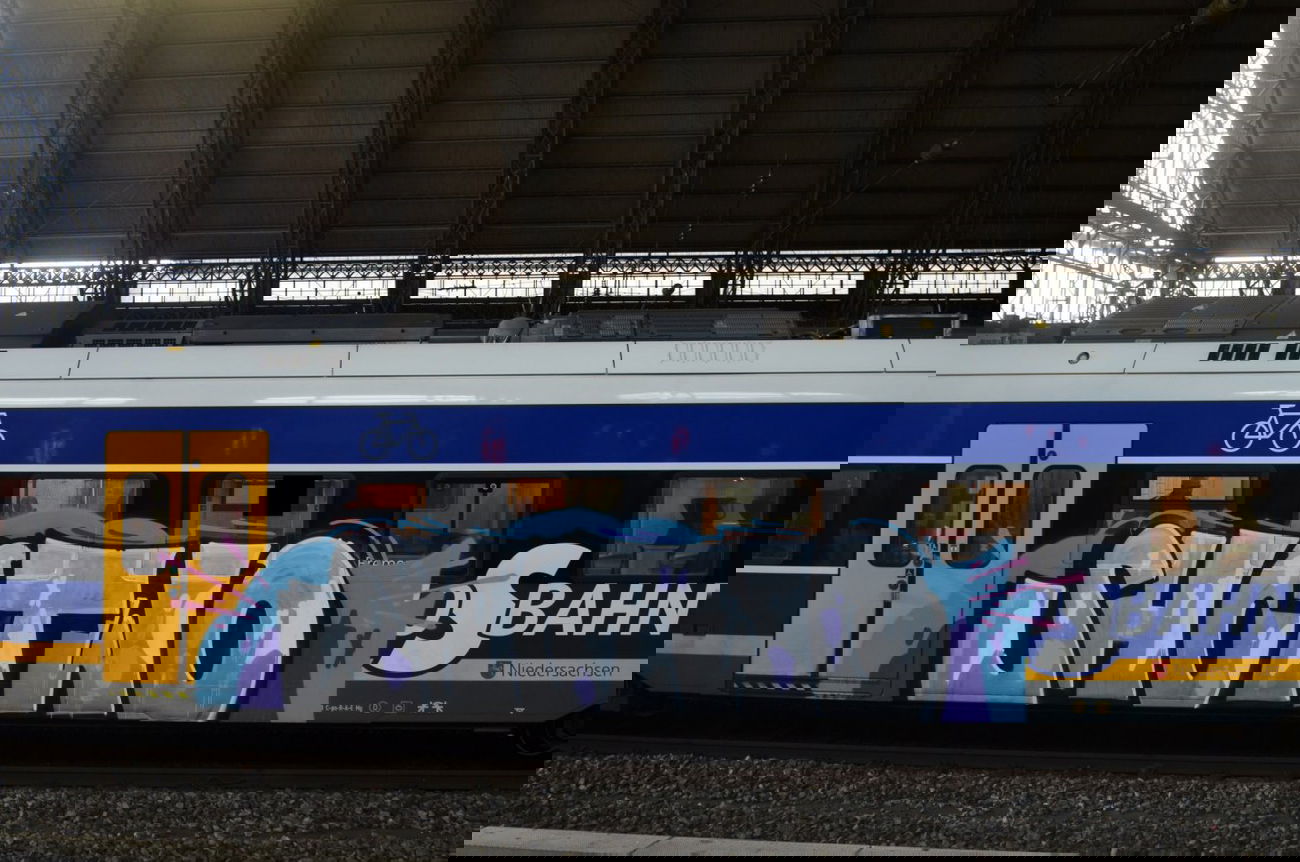 Graffiti Train in Bremen - Photo by GraffitiBremen - shotwo (2014)
