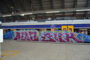 Graffiti Train in Bremen - Photo by GraffitiBremen - rlz, swk (2014)