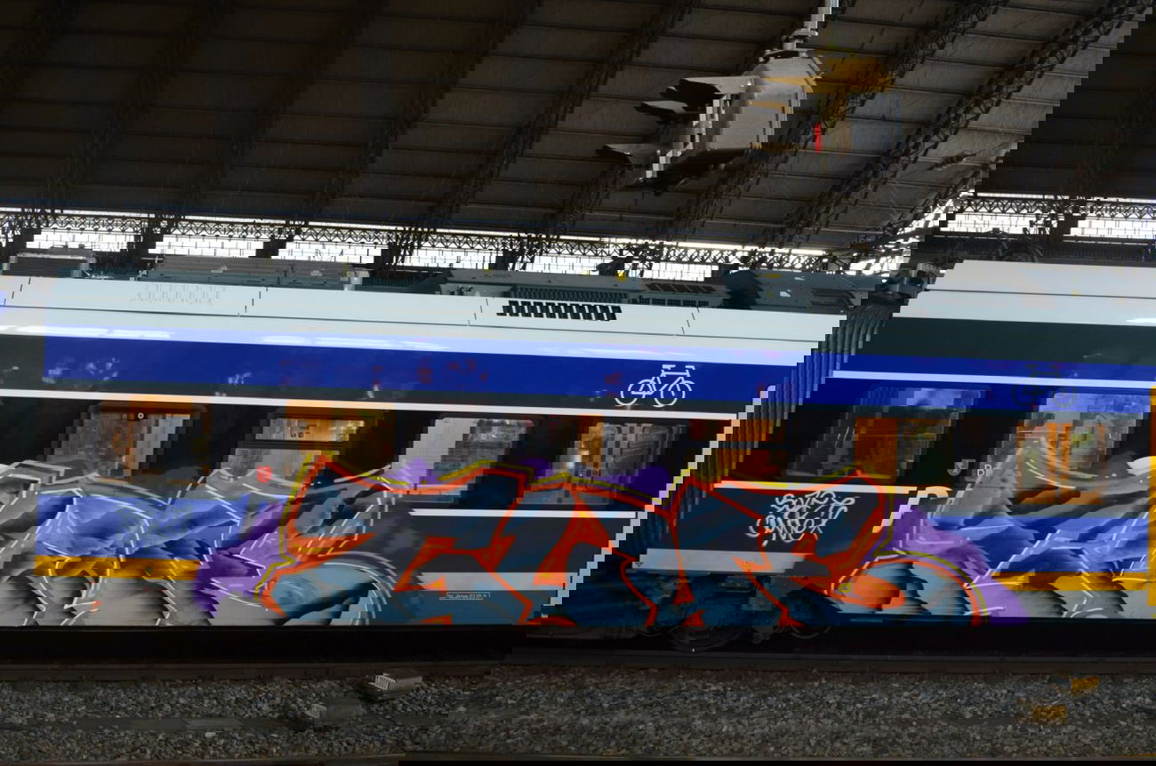 Graffiti Train in Bremen - Photo by GraffitiBremen - glue (2014)