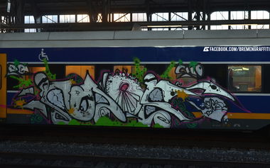 Graffiti Train in Bremen - Photo by GraffitiBremen (2016)