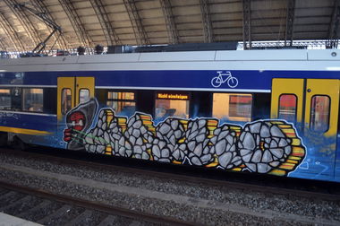 Graffiti Train in Bremen - Photo by GraffitiBremen - macho, evil, bremen (2015)