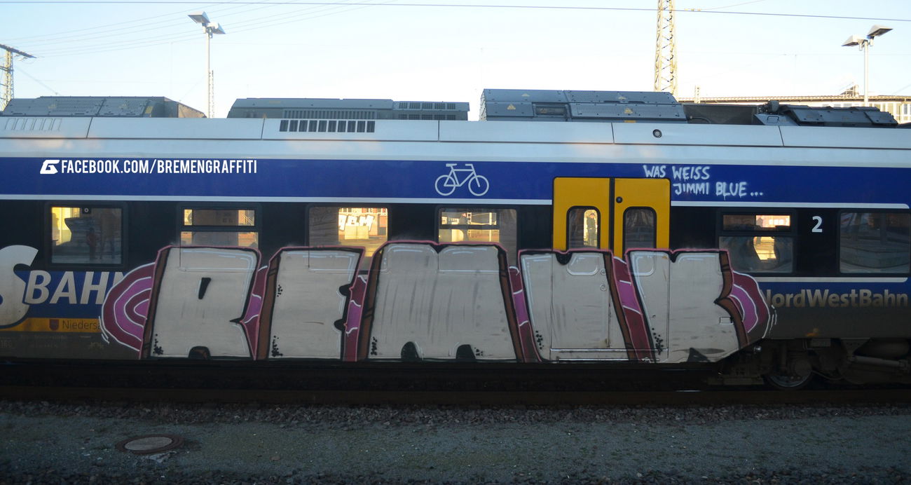 Graffiti Train in Bremen - Photo by GraffitiBremen - remuk (2016)